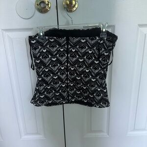 Tube top from black white warehouse